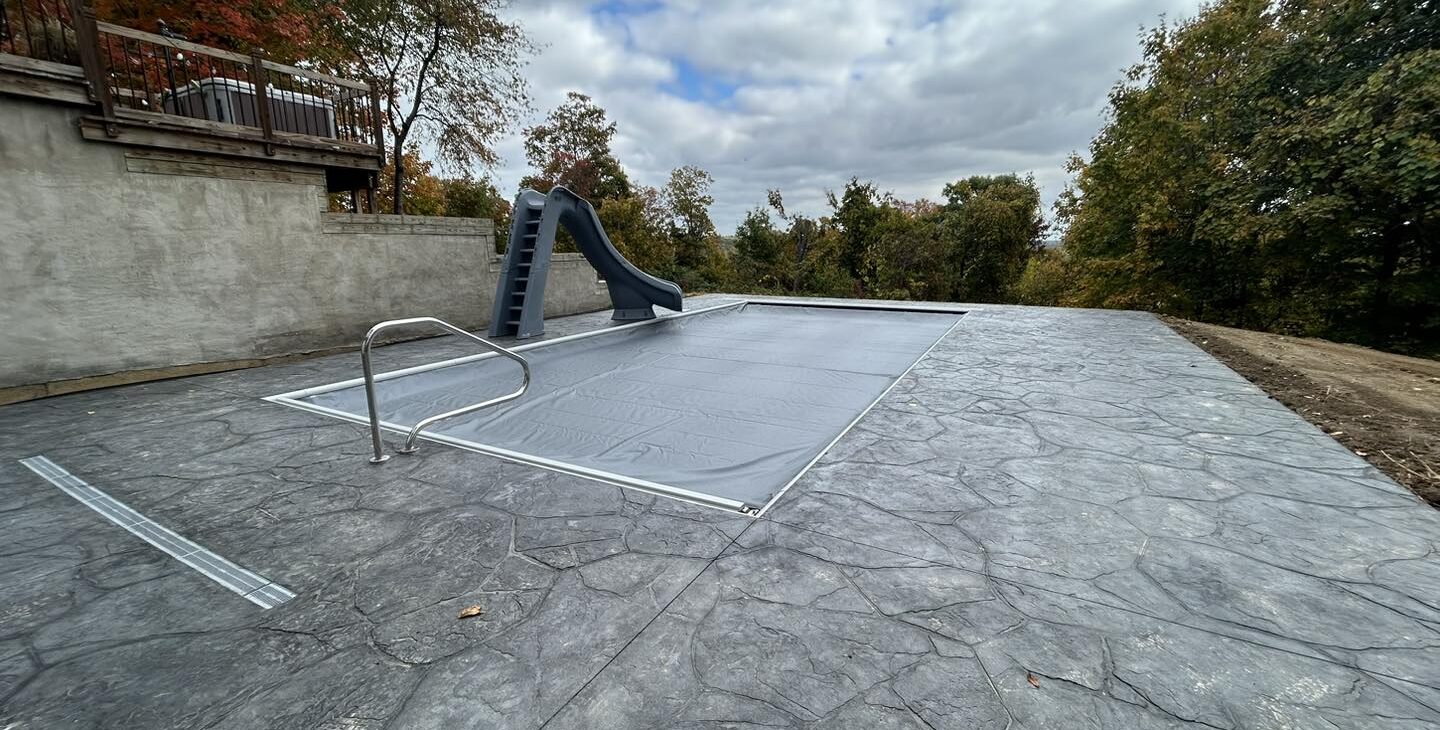 Specializing in vinyl liner swimming pool installations within central Indiana.